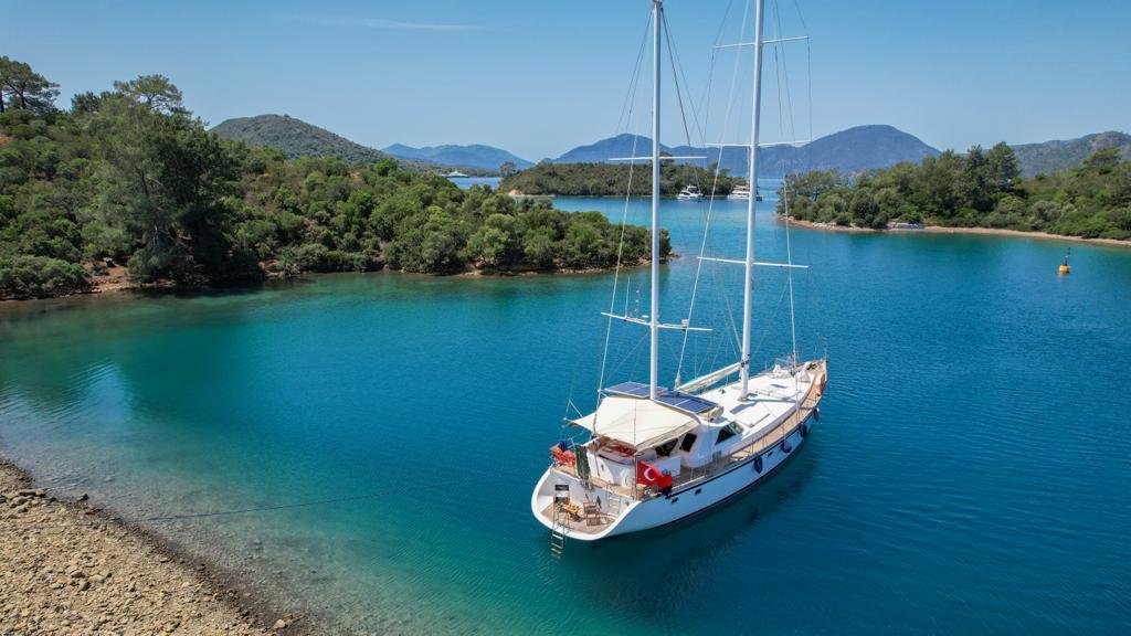 AG2204 luxury gulet charter Göcek at anchor in a Twelve Islands bay