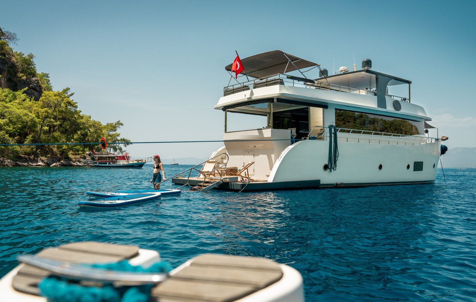 Front-deck bow lounge on a 2023 trawler charter, Fethiye base port
