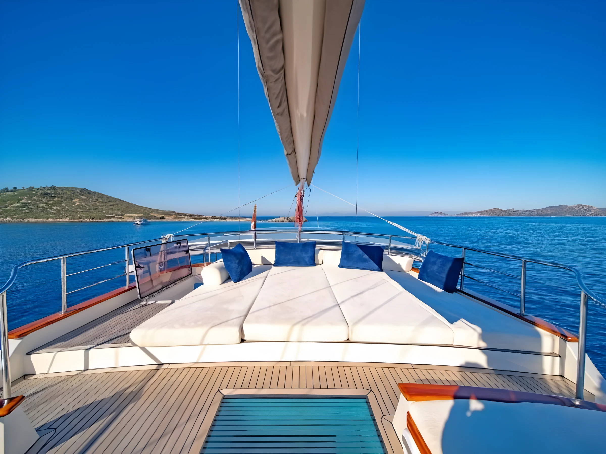 Foredeck sunpads and plunge pool on a crewed gulet charter Bodrum yacht