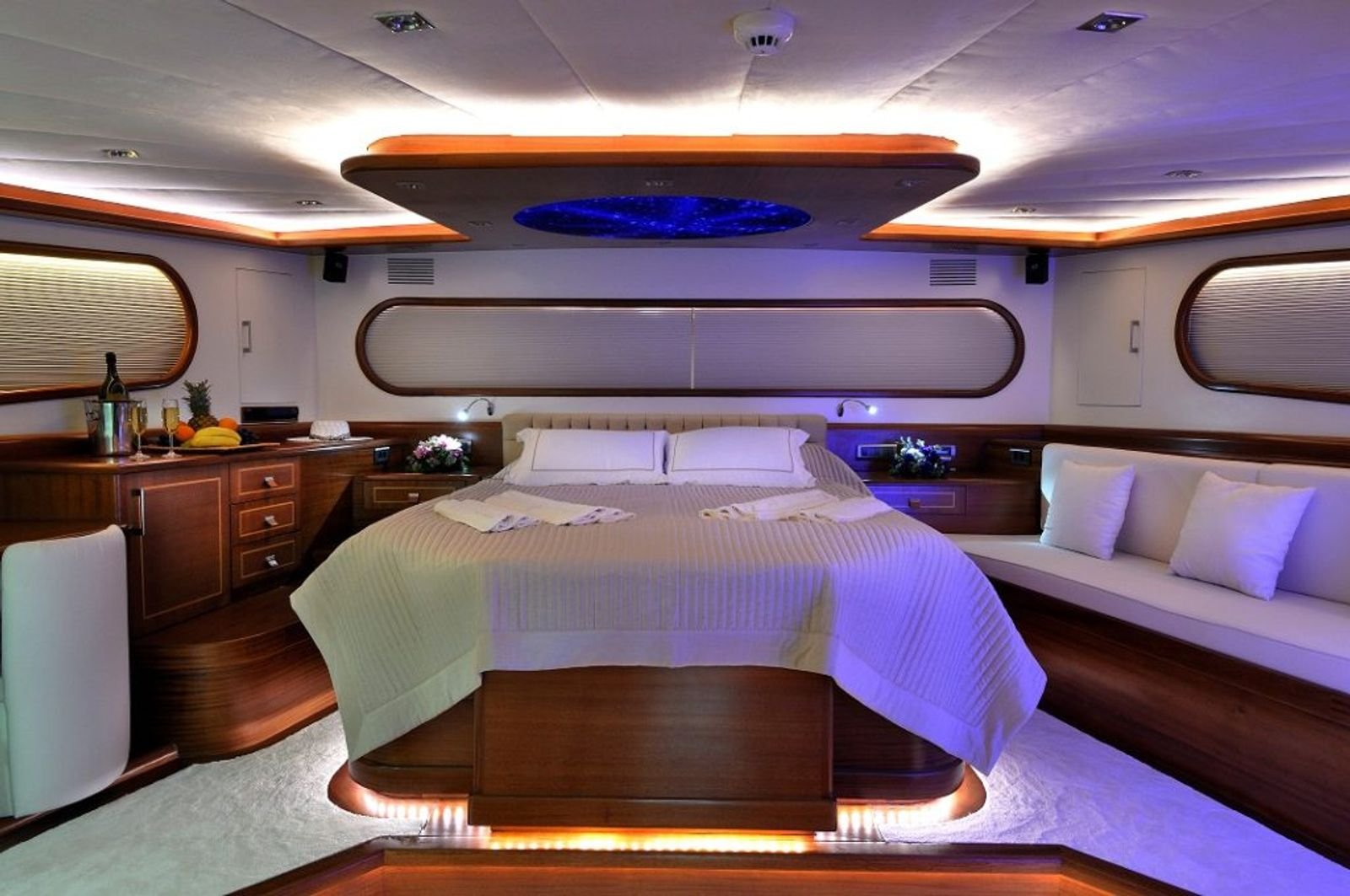 Guest cabin with a circular double bed aboard a 36m deluxe gulet in Turkey