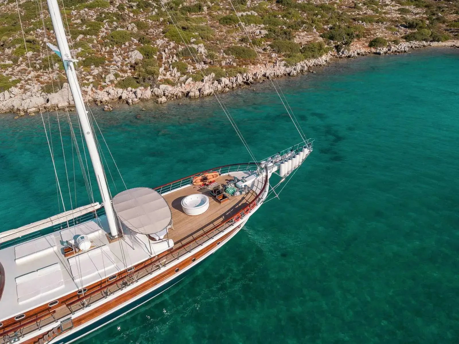 Aerial bow view of a 42m crewed gulet at anchor, Turkish Riviera — HM4218