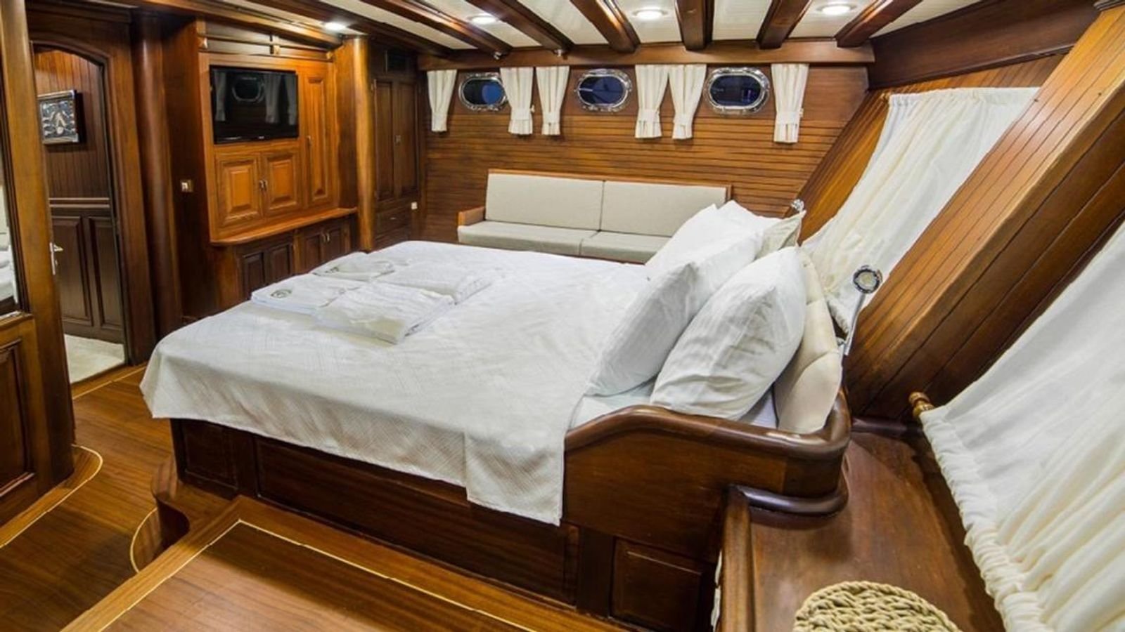 Double guest cabin on a traditional gulet charter Bodrum vessel