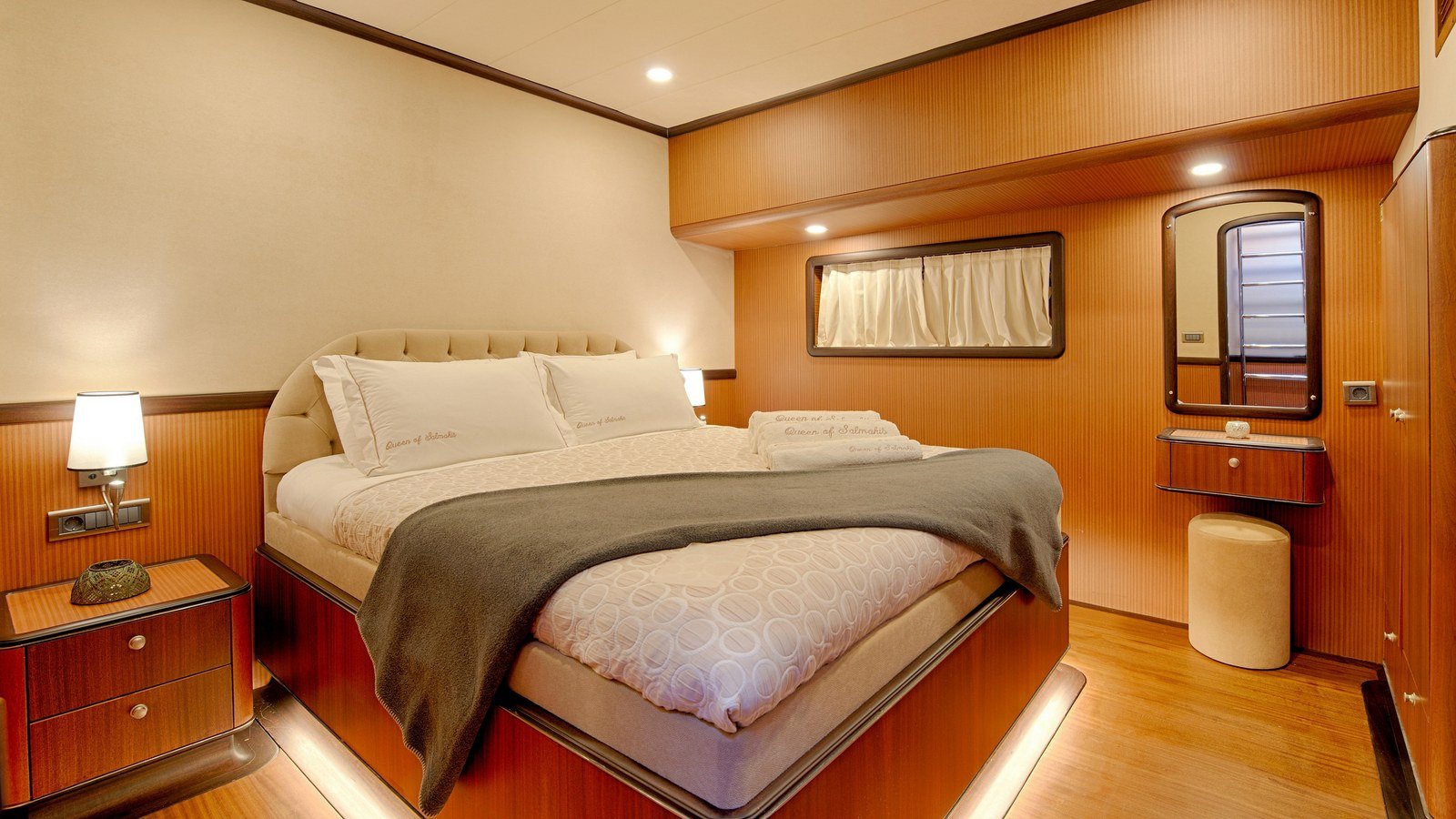 Double guest cabin aboard a 39m luxury gulet charter in Bodrum
