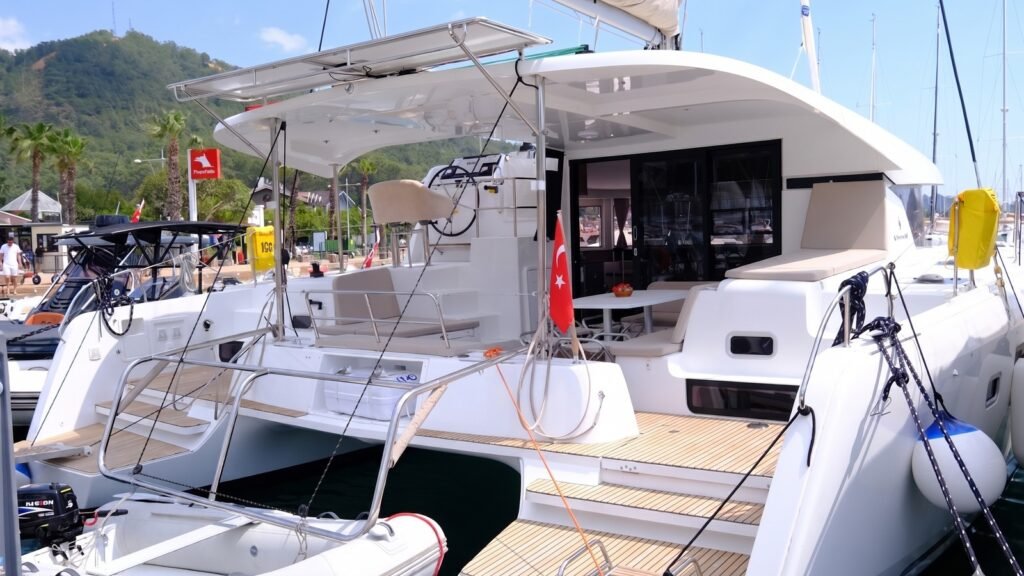 Lagoon 42 Catamaran Charter Göcek SF1304 exterior