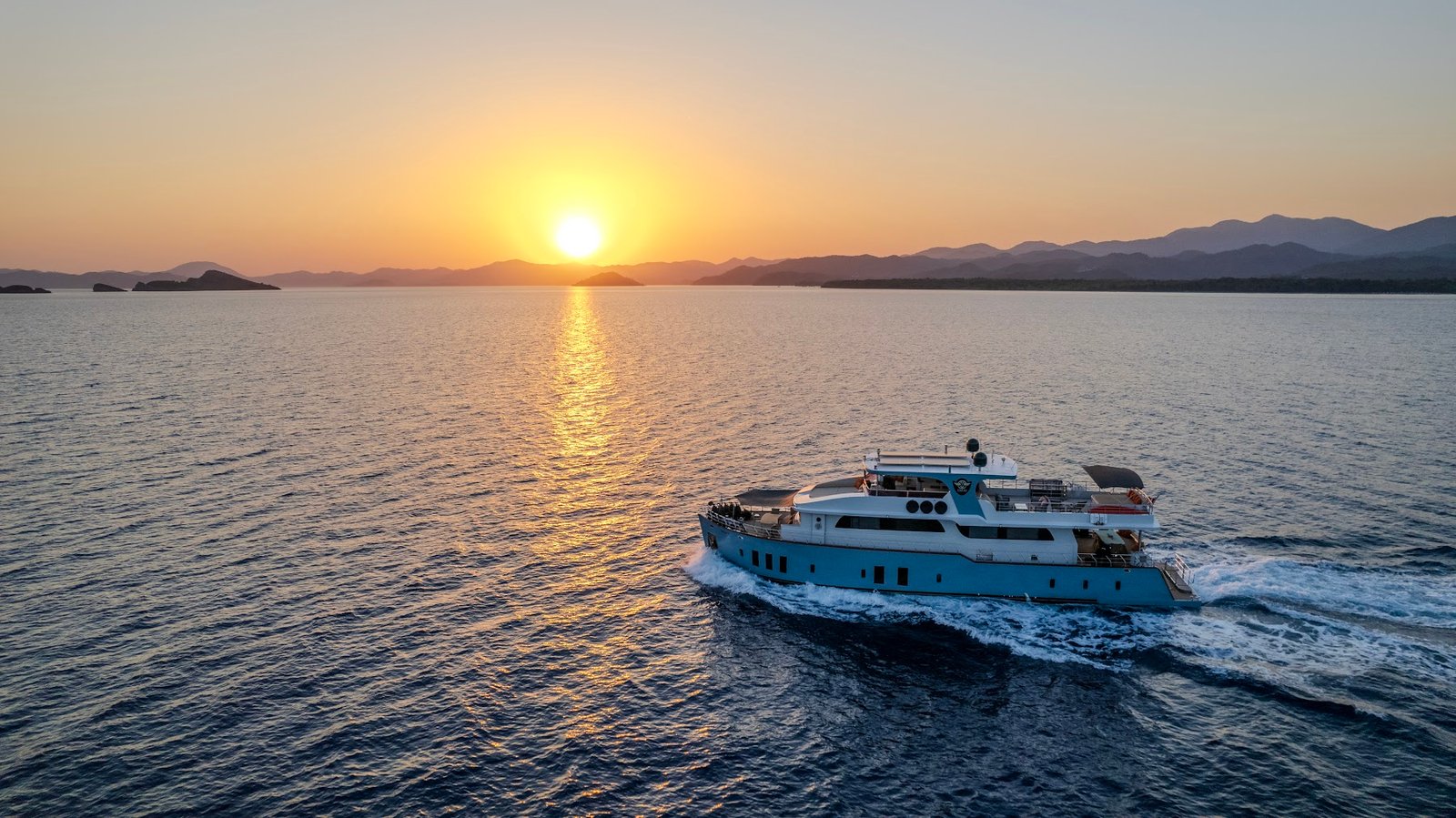 26m luxury trawler yacht SF2615 underway at golden hour near Fethiye