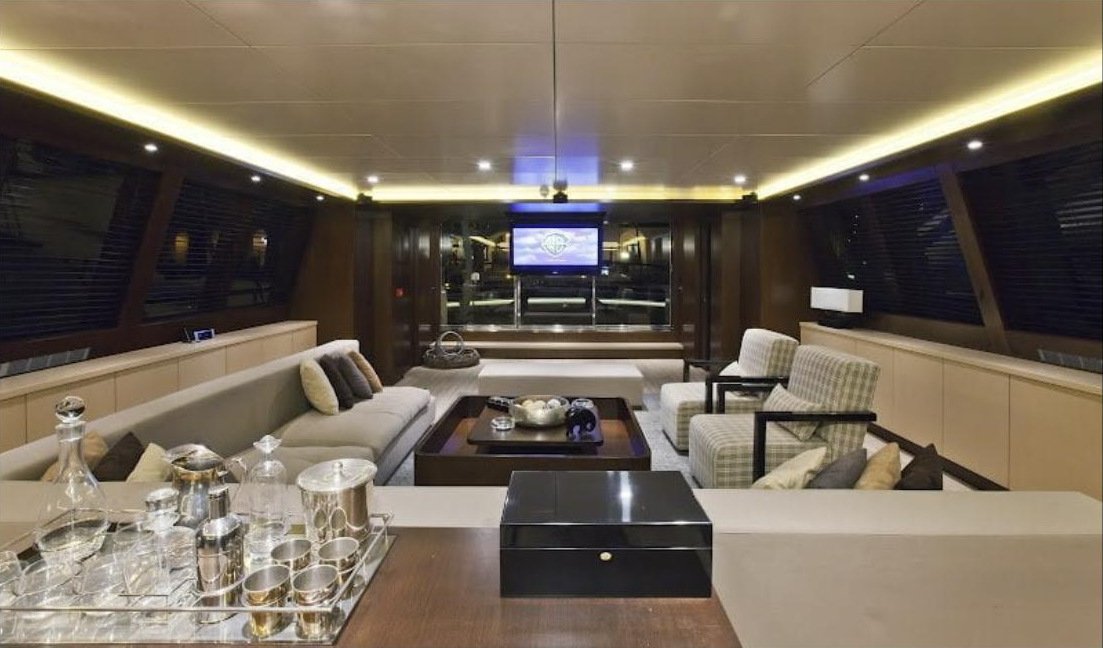 Saloon lounge and bar, luxury sailing gulet charter Bodrum
