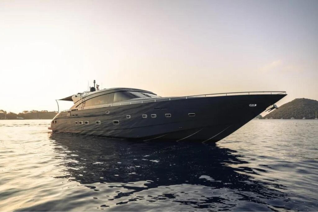 24m AB Yachts 92 Charter Göcek | 2006 · Refit 2014 | ED2404