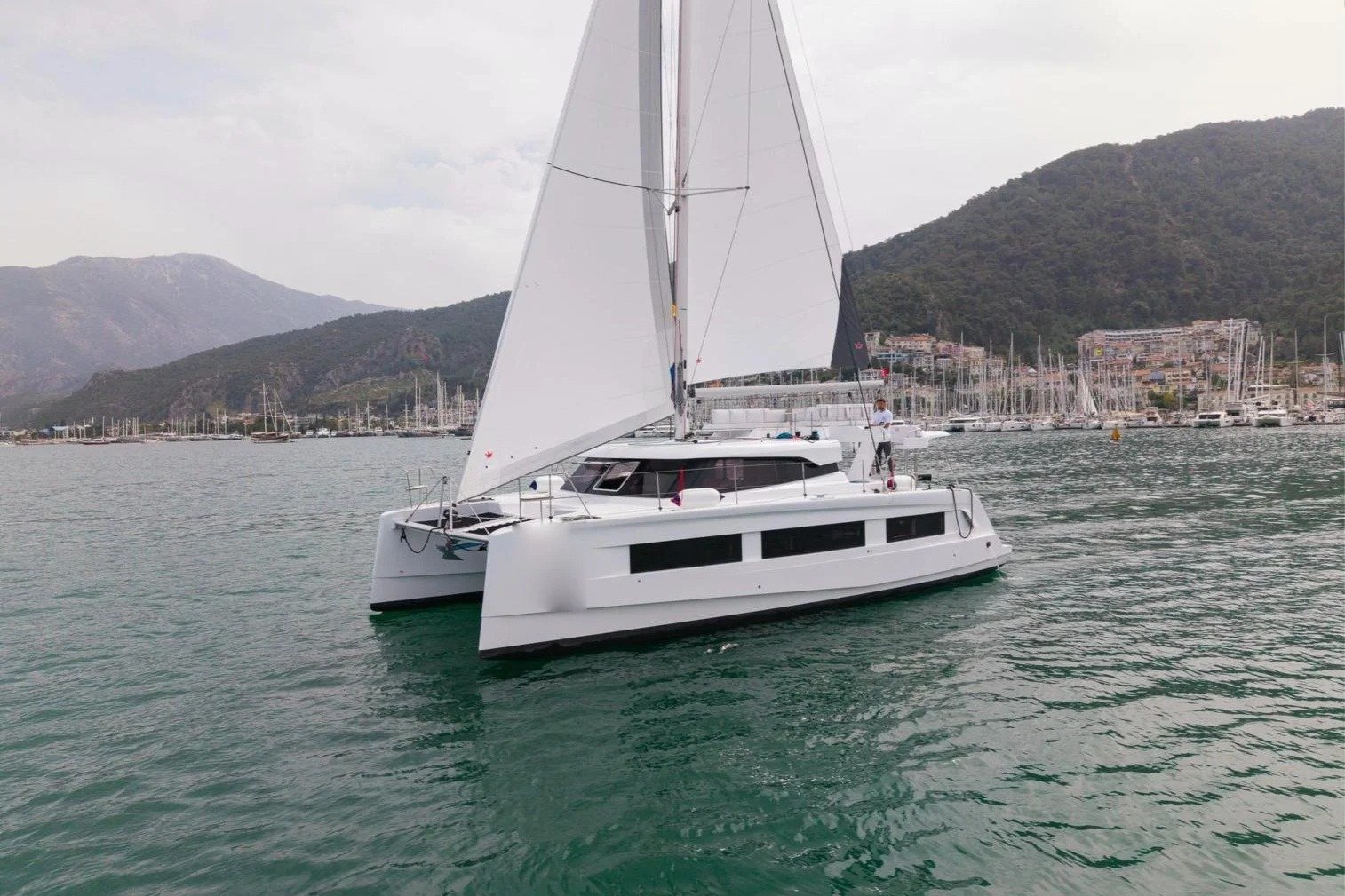 13.5m Aventura 45 Yelkenli Katamaran Kiralama Fethiye | 2025 | AU1406