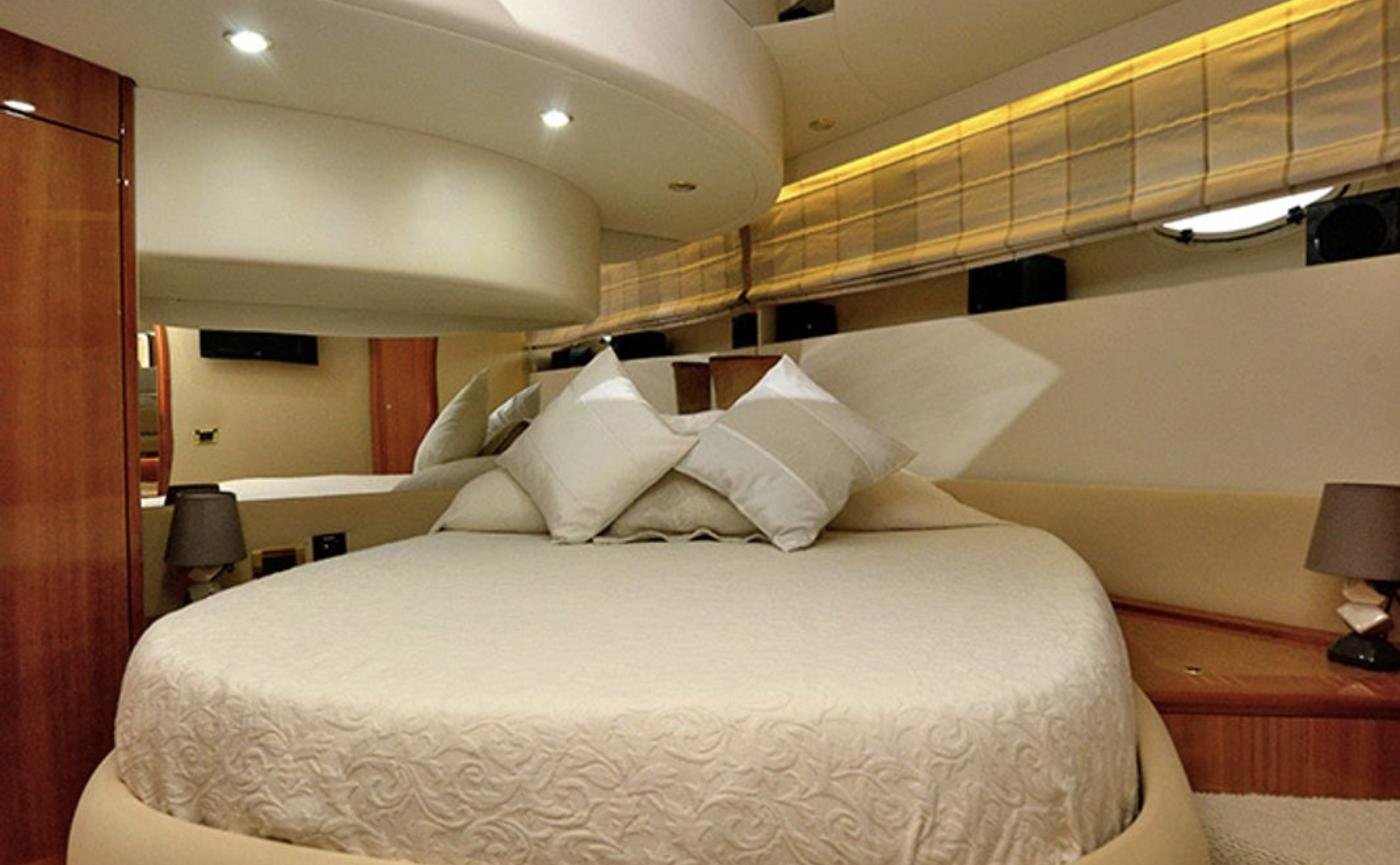 VIP cabin with island double berth on an Azimut 58 charter Athens