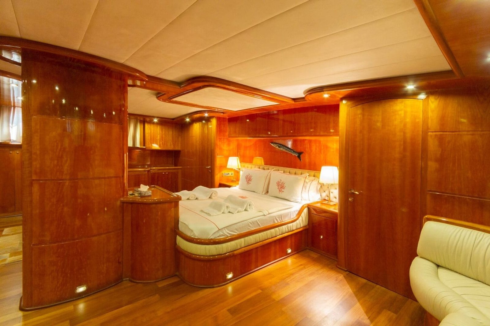 Master cabin aboard the deluxe motor sailer charter Bodrum SM3610