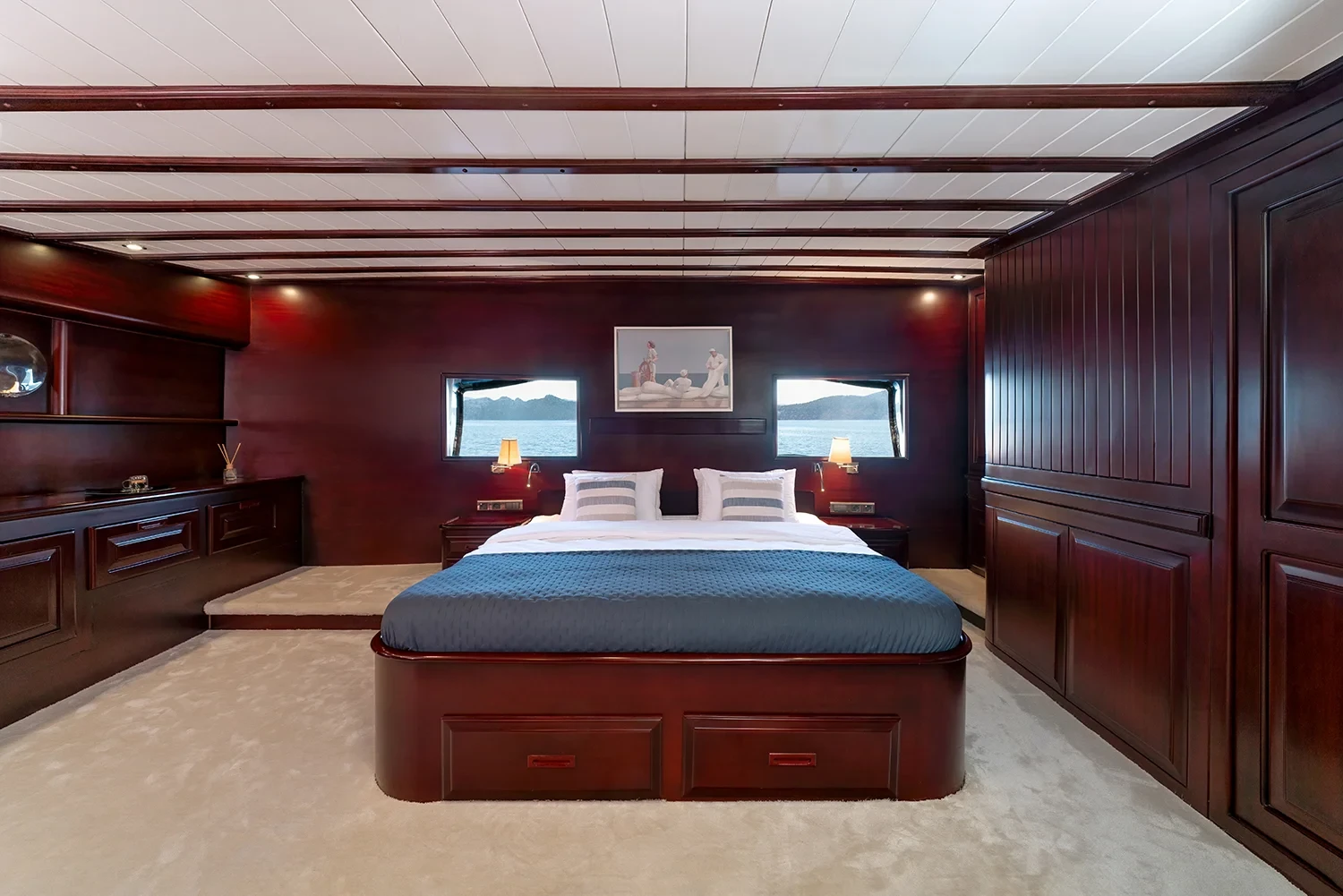 AS3310 motor yacht Gocek charter starboard double cabin second view with wall art