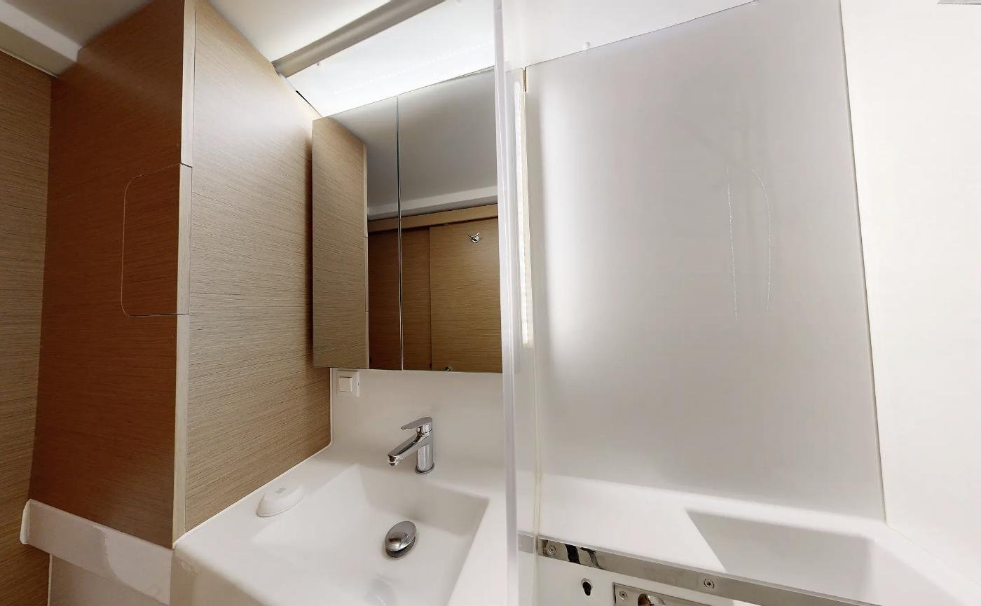 Heads with washbasin and separate shower on an Excess 11 catamaran