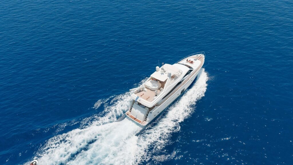 24m Ferretti 830 Fly Charter Rhodes | 2007/2021 | NA2404