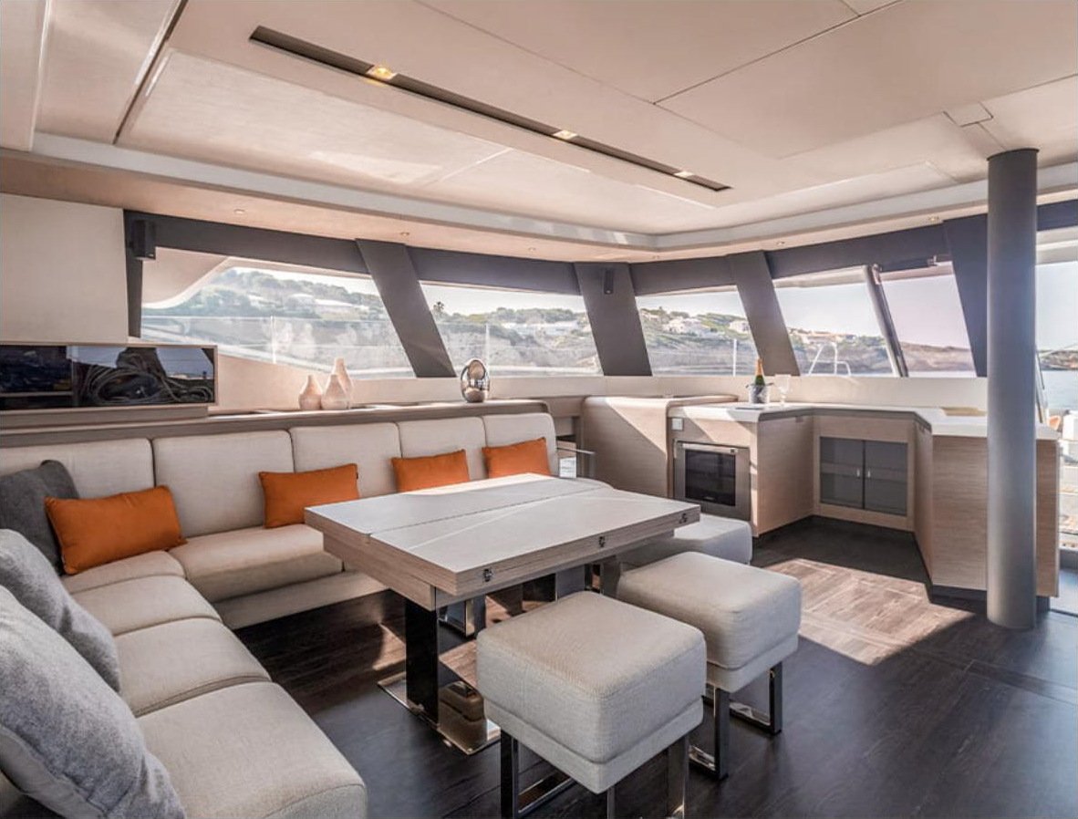 Satılık Fountaine Pajot Samana 59, ana salon iç mekânı