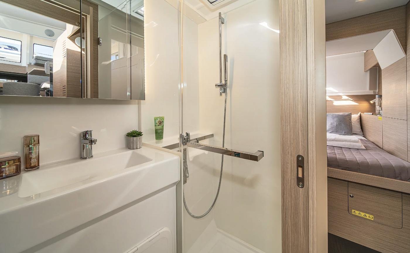 Heads with washbasin and separate shower on a Lagoon 38 catamaran