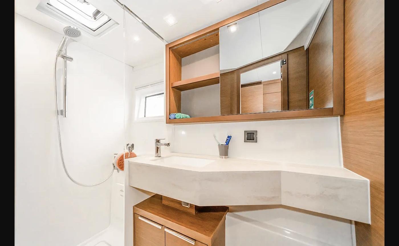 Lagoon 46 catamaran charter Kos — ensuite head and shower