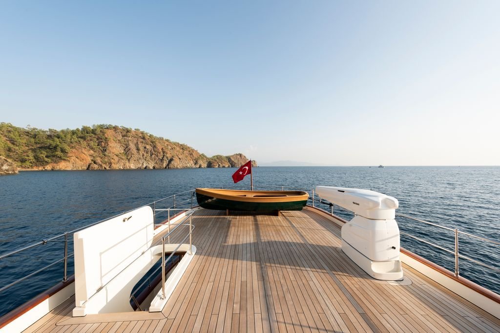 24m explorer motor yacht charter Bodrum – aft deck tender