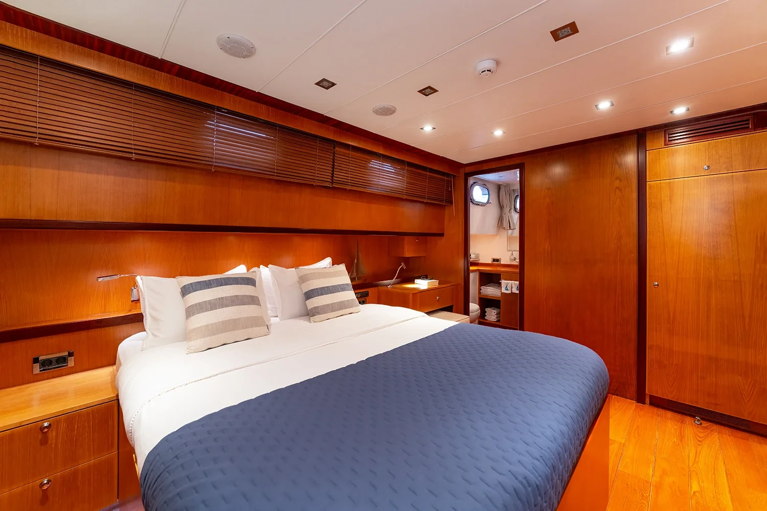 Second angle of the VIP double cabin aboard a sailing yacht charter in Bodrum with a view through to the en-suite