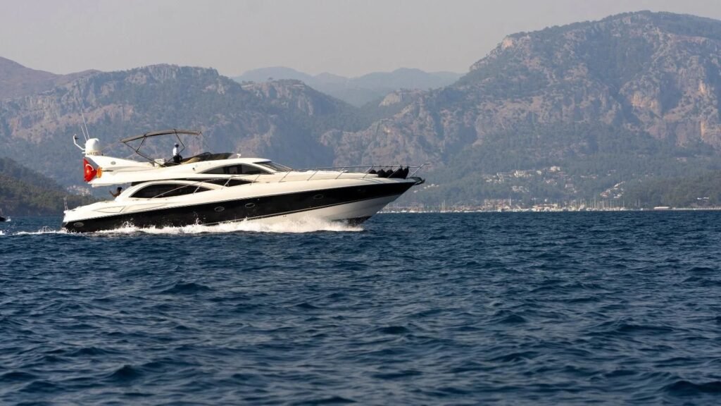Sunseeker Manhattan 64 charter Göcek cruising the Göcek coast