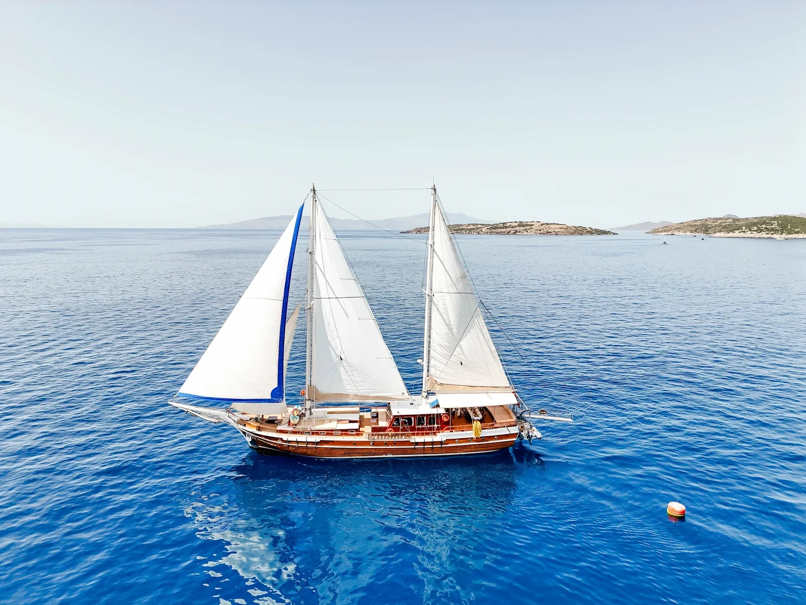 SW3001 30m traditional gulet charter Turkey under full sail seen from above