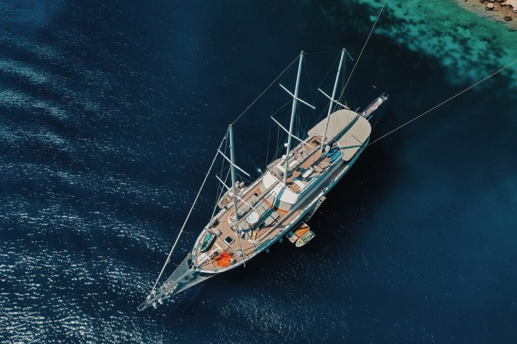 Botuyla yelken altında 38 m VIP gulet, Türk Rivierası kiralama — BM3808