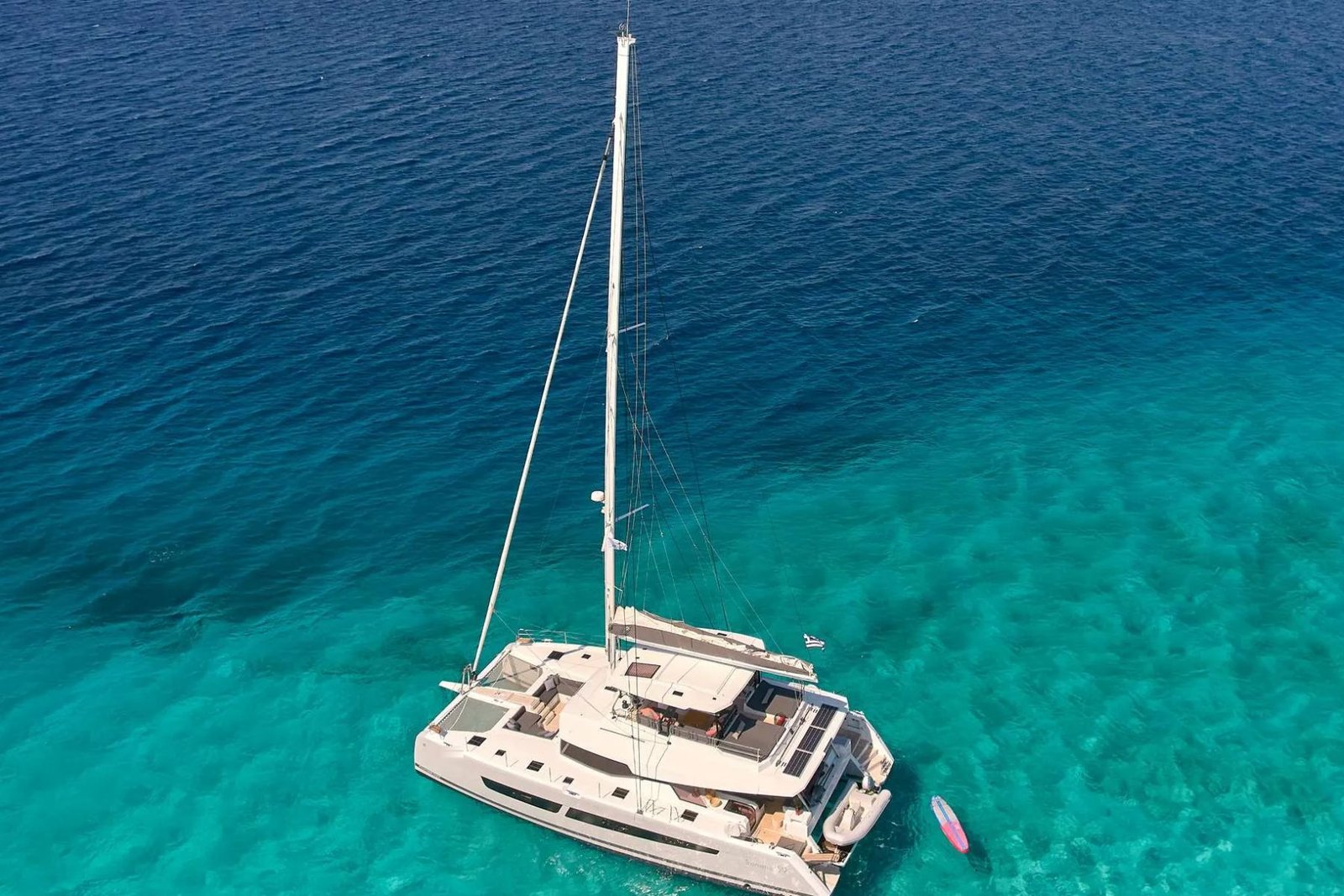 Samana 59 Katamaran Kiralama Yunanistan | 5 Kabinli Mürettebatlı Katamaran, Atina