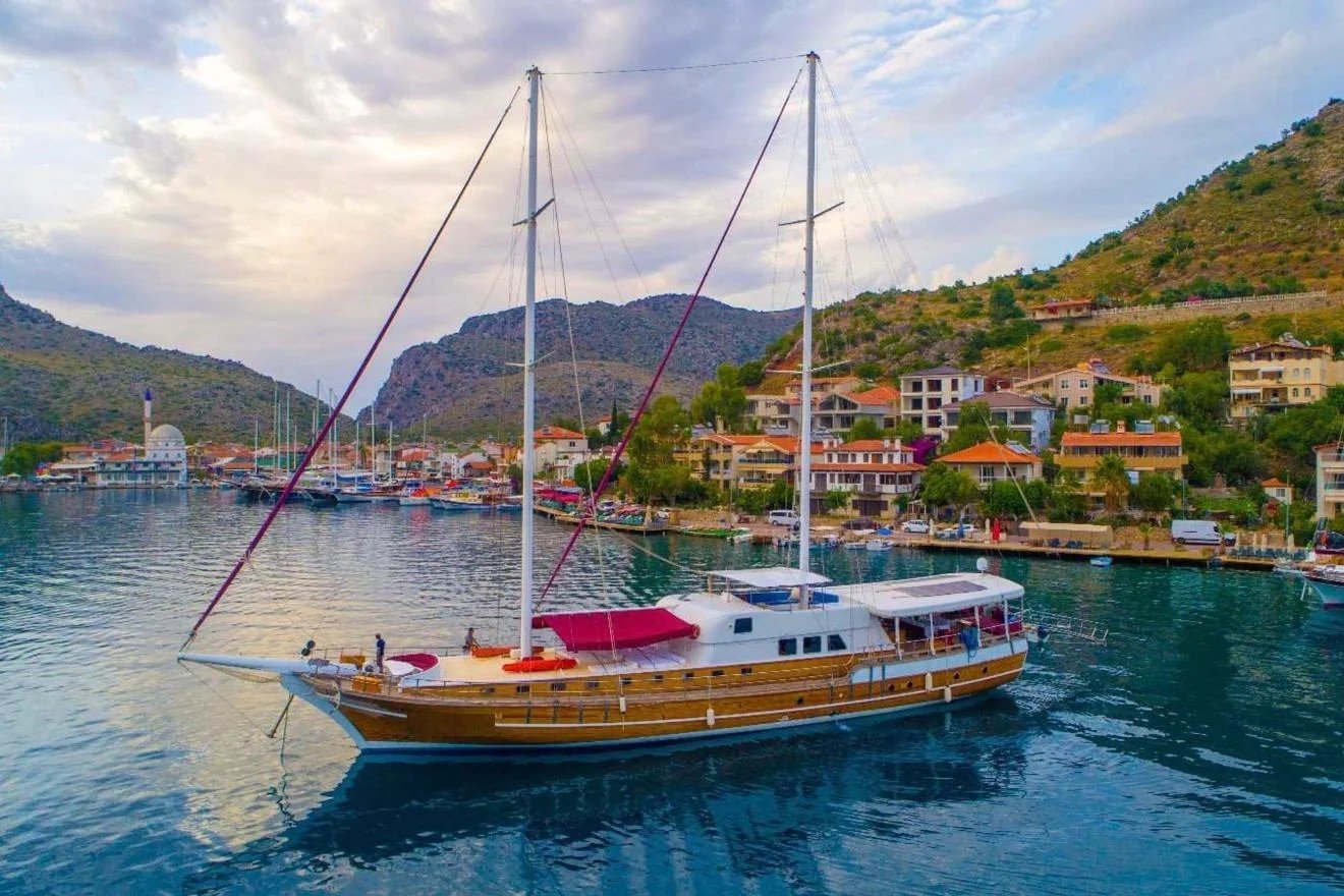 32m VIP Gulet Kiralama Fethiye | 2006 | HA3205